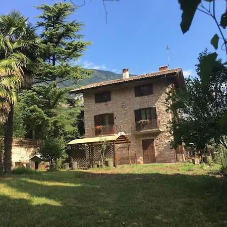 Retro'e Parco Con Vista Castello Hébergement de vacances